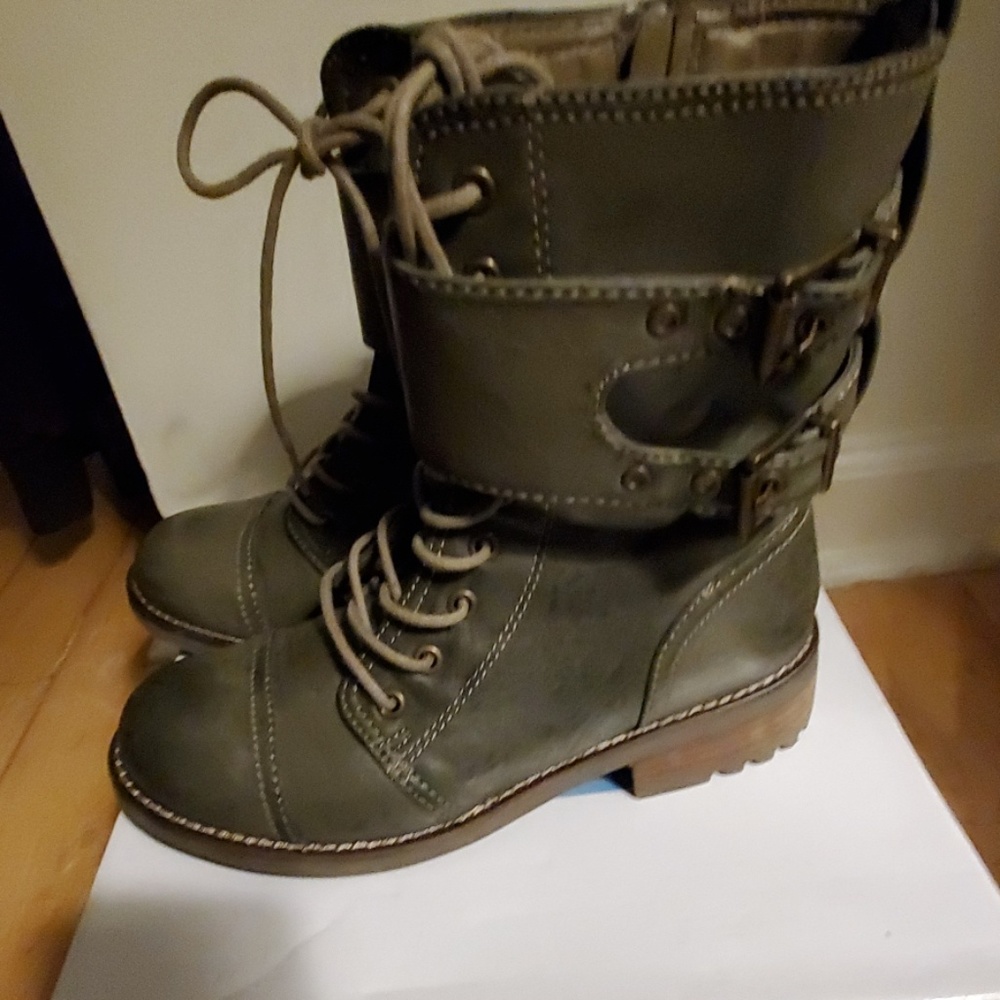 Call It Spring Boots - Picture 2 of 5